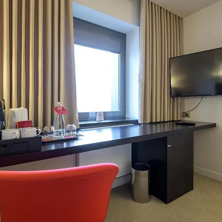 Ramada Plaza By Wyndham Convention Center Hotel