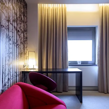 Hotel Ramada Plaza By Wyndham Convention Center Bucharest