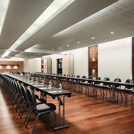 Ramada Plaza By Wyndham Convention Center 4*