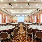 Ramada Plaza By Wyndham Convention Center 4*