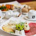 Ramada Plaza By Wyndham Convention Center Hotel Bucarest