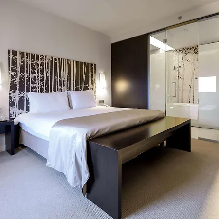 Hotel Ramada Plaza By Wyndham Convention Center Boekarest