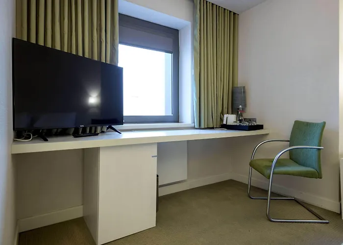 Ramada Plaza By Wyndham Convention Center Boekarest