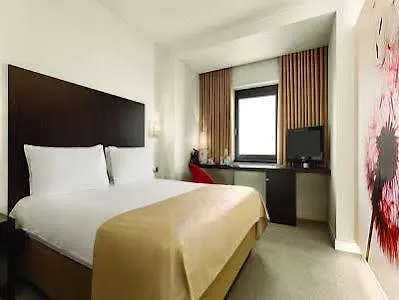 Hotel Ramada Plaza By Wyndham Convention Center 4*