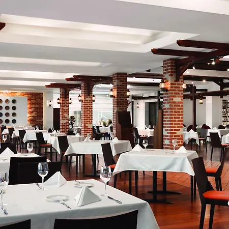 Ramada Plaza By Wyndham Convention Center Bucharest