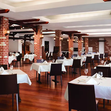 Ramada Plaza By Wyndham Convention Center