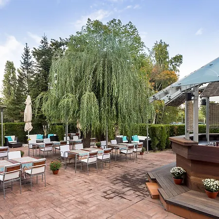 ホテル Ramada Plaza By Wyndham Convention Center 4*