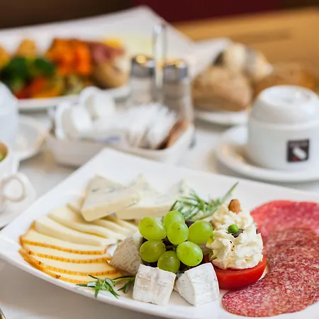 Ramada Plaza By Wyndham Convention Center Hotel Bucharest