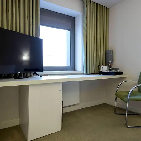 Ramada Plaza By Wyndham Convention Center ブカレスト