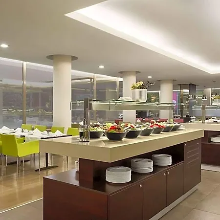 Ramada Plaza By Wyndham Convention Center Bukarest