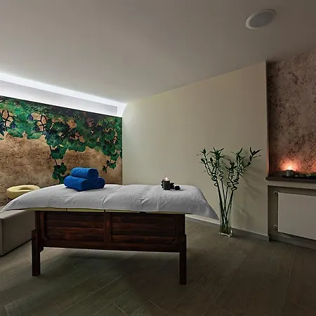 Ramada Plaza By Wyndham Convention Center