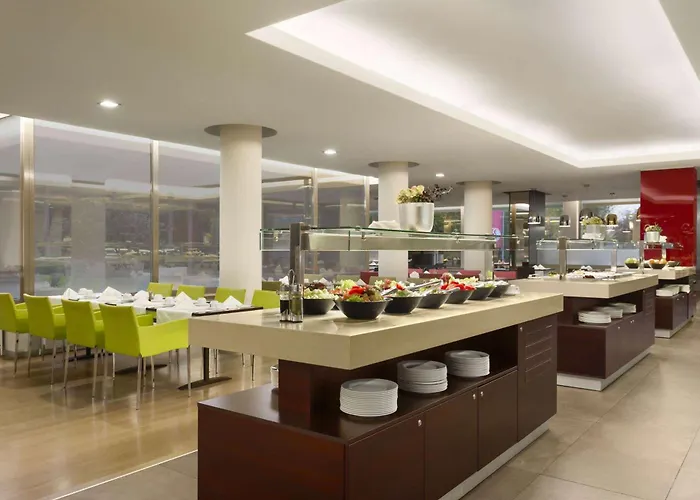 Hotel Ramada Plaza By Wyndham Convention Center Bucarest