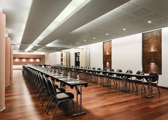 Ramada Plaza By Wyndham Convention Center Ξενοδοχείο