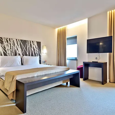 Hotel Ramada Plaza By Wyndham Convention Center