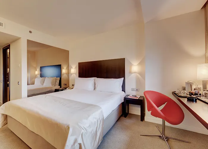 Ramada Plaza By Wyndham Convention Center