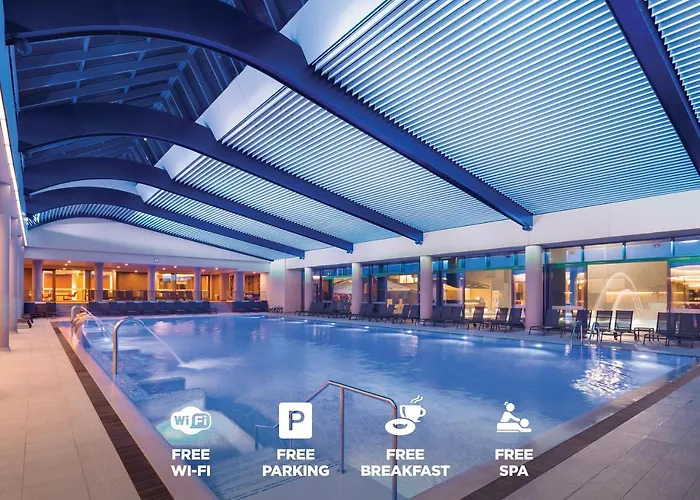 Ramada Plaza By Wyndham Convention Center Hotel