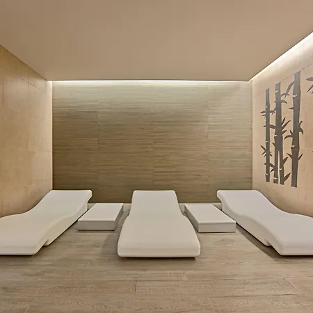 Ramada Plaza By Wyndham Convention Center Отель Бухарест