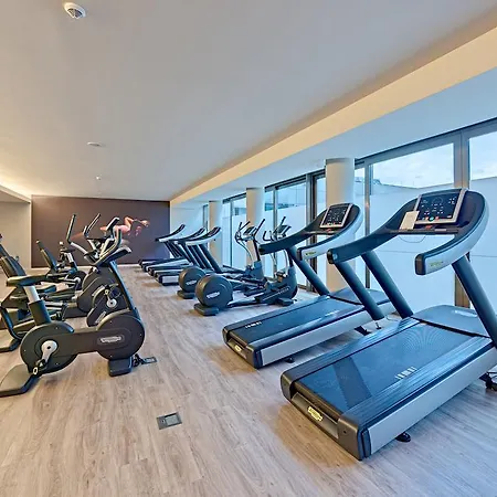 Ramada Plaza By Wyndham Convention Center Отель