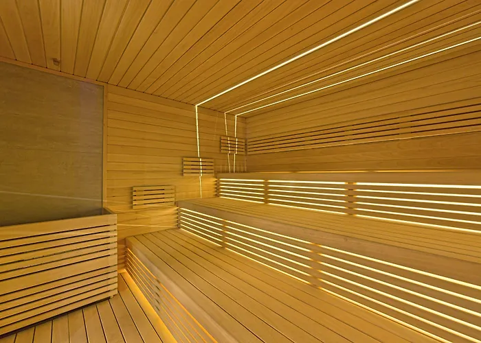 Ramada Plaza By Wyndham Convention Center