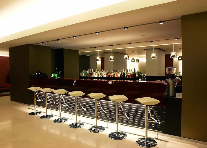 Ramada Plaza By Wyndham Convention Center Hotel